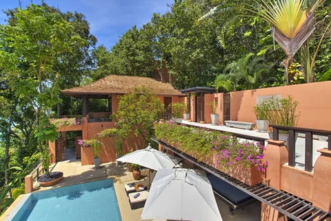 Private entrance with immediate sea views and overlooking the pool